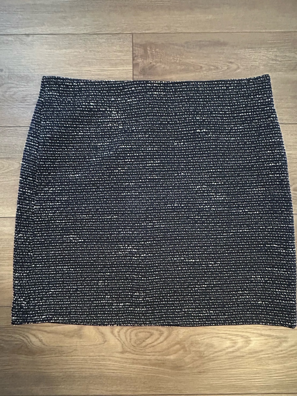 LOFT Outlet Black Ivory Textured A-Line Skirt Size 10